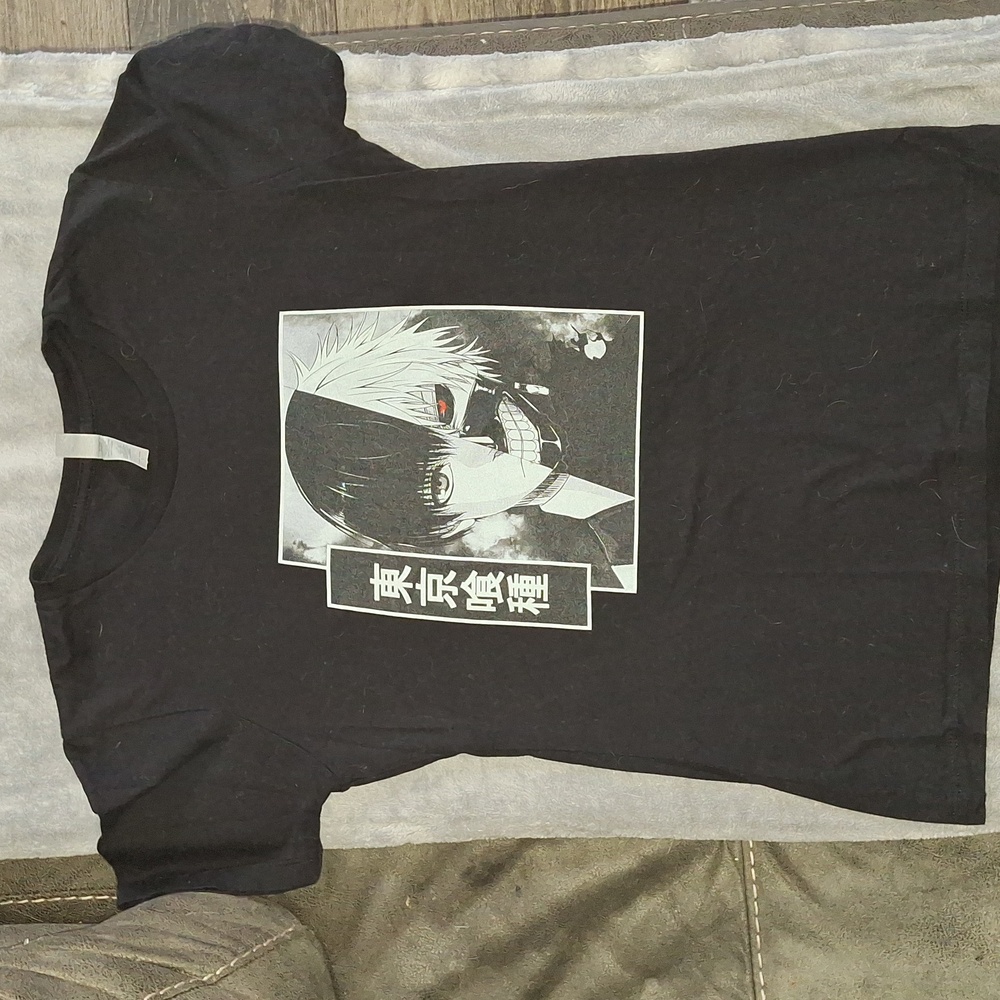 Tokyo Ghoul Womens Tee- Size LG, but fits like a Md.- Great condition.